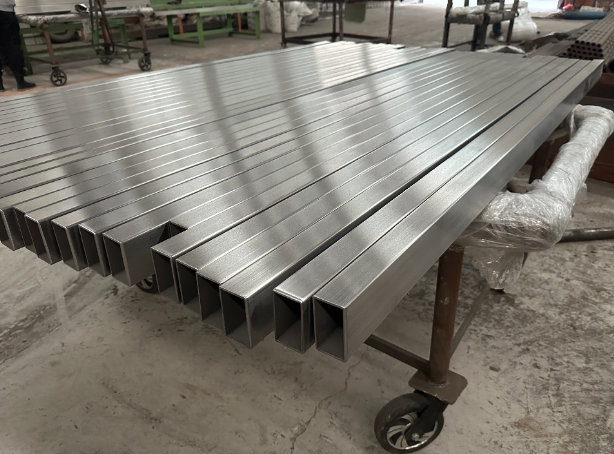 湛江新能源汽车用不锈钢方管 现货